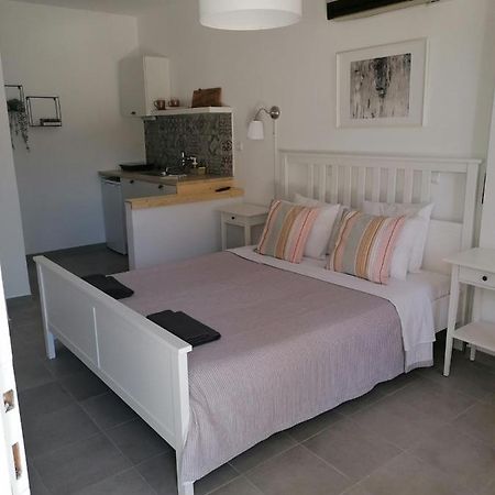Poros Town Studios Margaret, Poros Island מראה חיצוני תמונה
